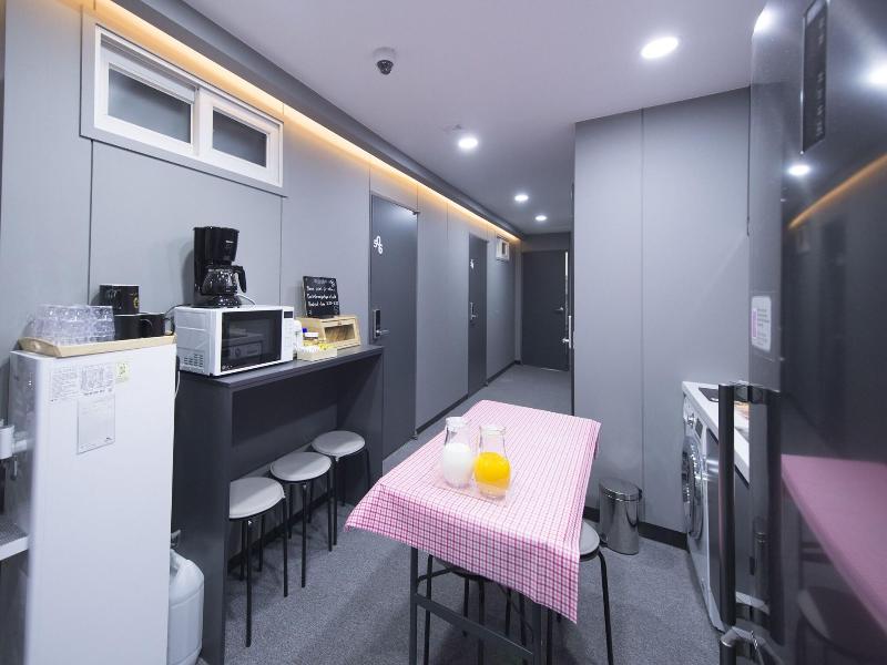 Philstay Myeongdong Metro image