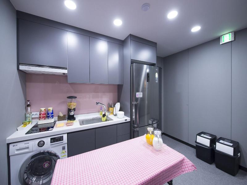 Philstay Myeongdong Metro image