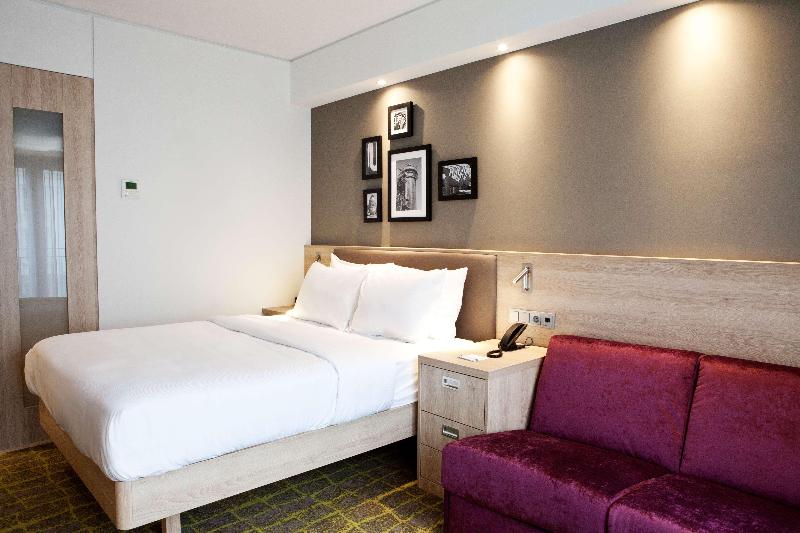 Hampton By Hilton Dortmund Phoenix See image