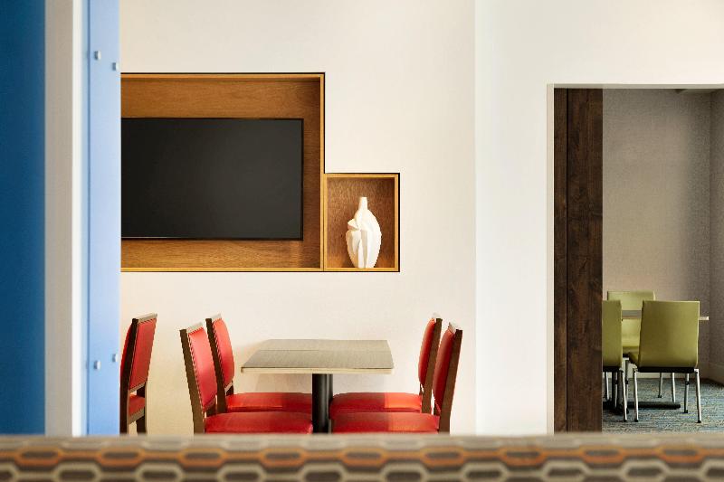 Holiday Inn Express Sioux City NorthEvent Center image
