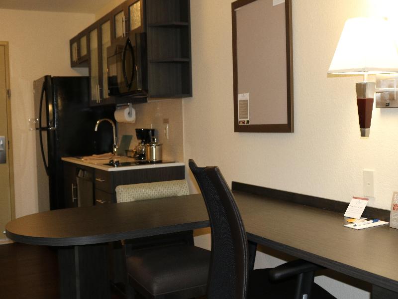 Candlewood Suites Nashville - Goodlettsville IHG image