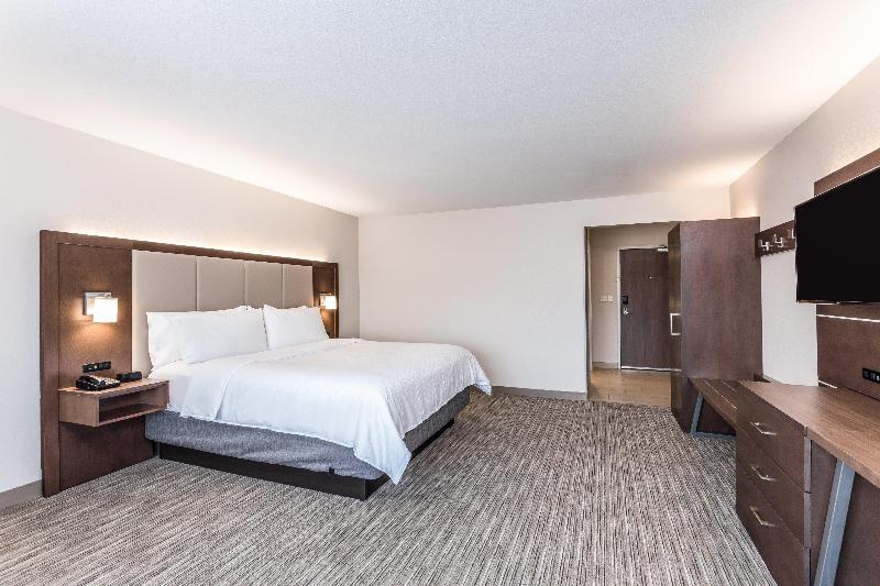 Holiday Inn Express & Suites Hammond by IHG photo 20
