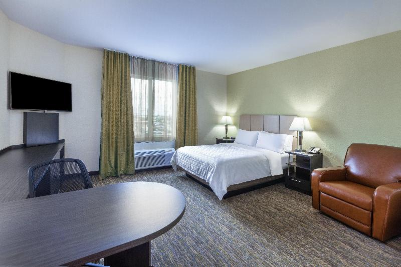 Candlewood Suites Houston - Spring