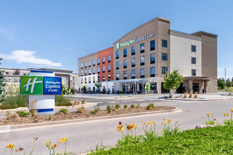 Holiday Inn Express Colorado Springs Afa Northgate image