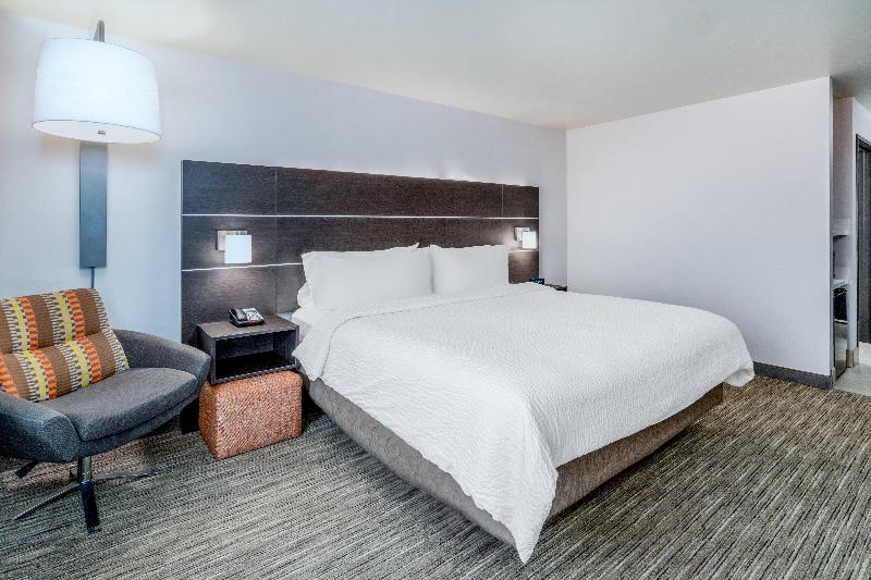 Holiday Inn Express Colorado Springs Afa Northgate image