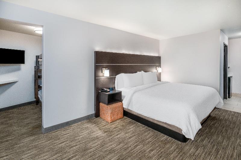 Holiday Inn Express Colorado Springs Afa Northgate image