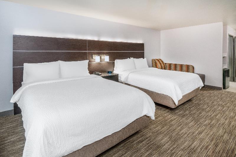 Holiday Inn Express Colorado Springs Afa Northgate image