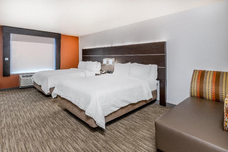 Holiday Inn Express Colorado Springs Afa Northgate image