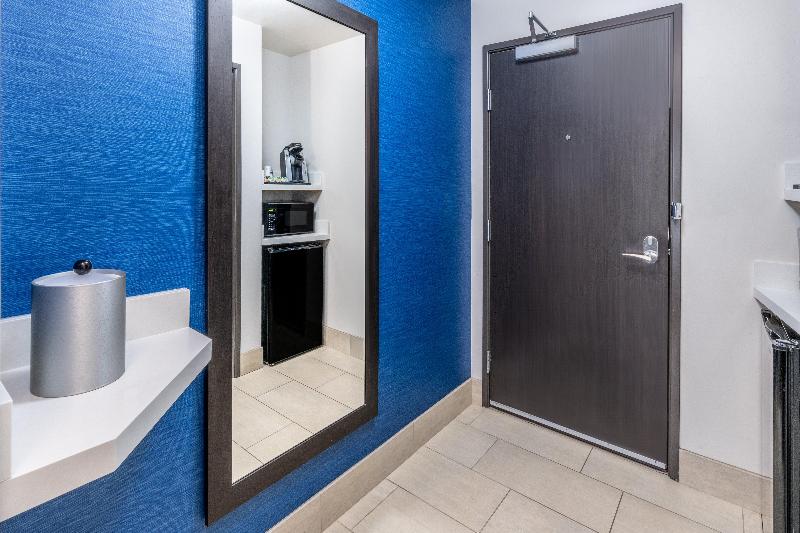 Holiday Inn Express Colorado Springs Afa Northgate image