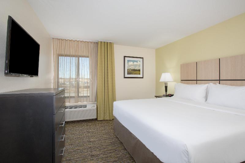 Candlewood Suites Pueblo North image