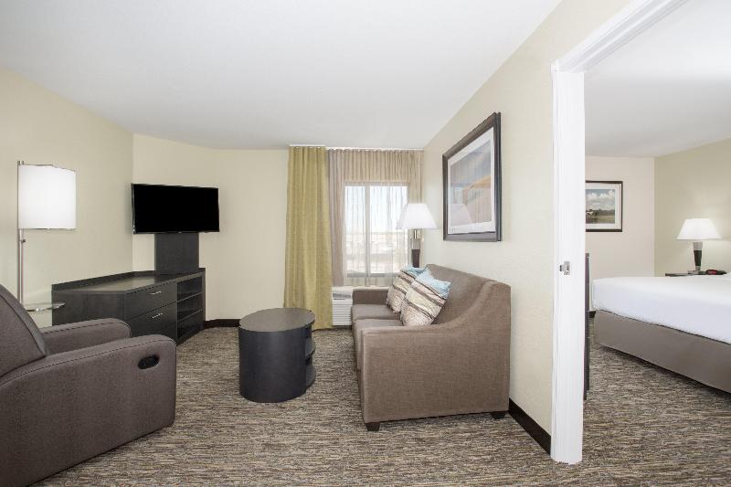 Candlewood Suites Pueblo North image