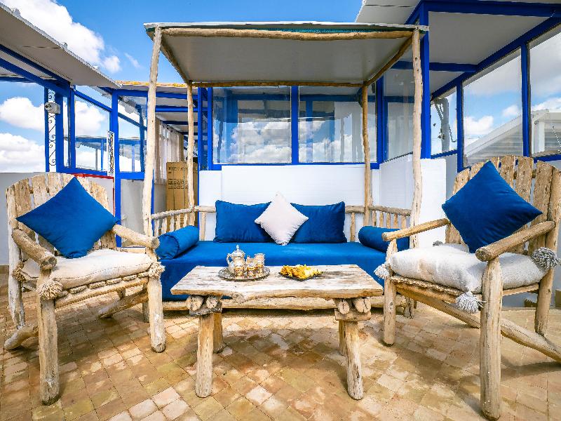 Riad Blue Eyes image