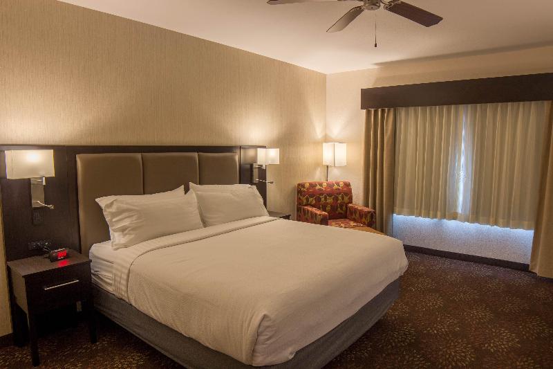 Holiday Inn Trophy Club image