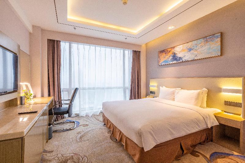 Holiday Inn Express Anshan Downtown image