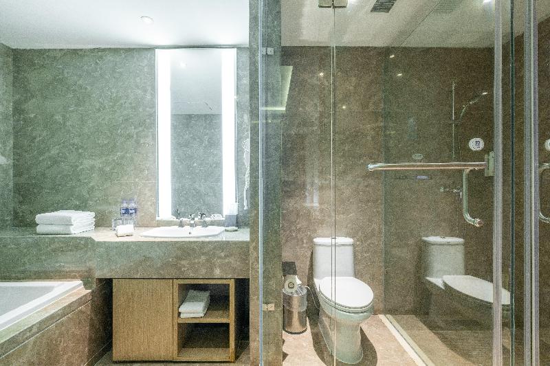 Holiday Inn Express Anshan Downtown image