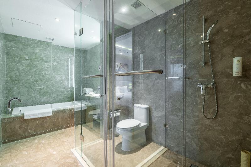 Holiday Inn Express Anshan Downtown image