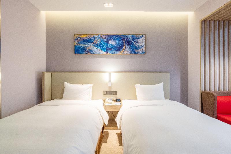 Holiday Inn Express Anshan Downtown image