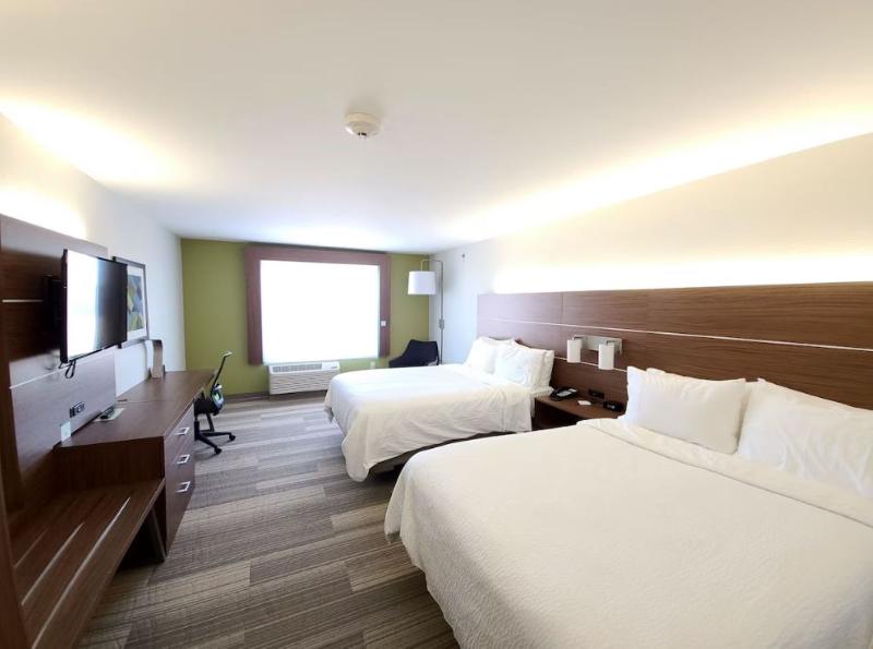 Holiday Inn Express & Suites Nebraska City By IHG image