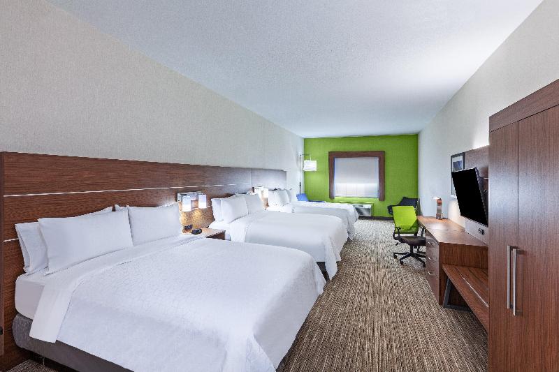 Holiday Inn Express and Suites Longview South I-20 photo 10