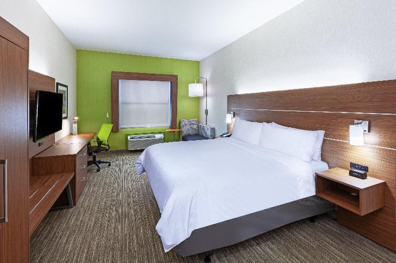 Holiday Inn Express and Suites Longview South I-20 image