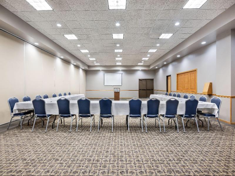 Americinn By Wyndham Aberdeen - Event Center image
