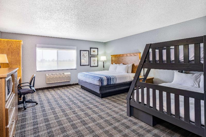 AmericInn by Wyndham Aberdeen - Event Center