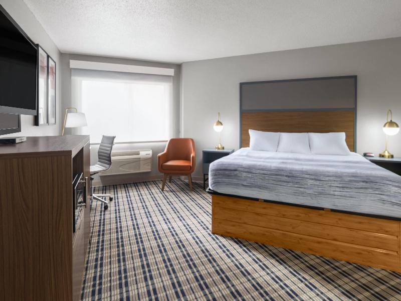 AmericInn by Wyndham Muscatine image