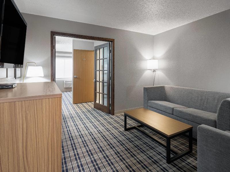 AmericInn by Wyndham Muscatine image