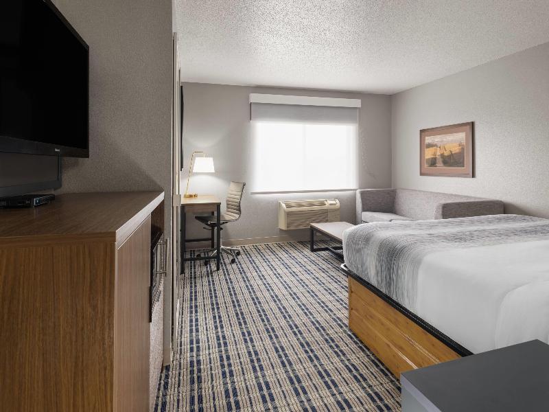 AmericInn by Wyndham Muscatine image