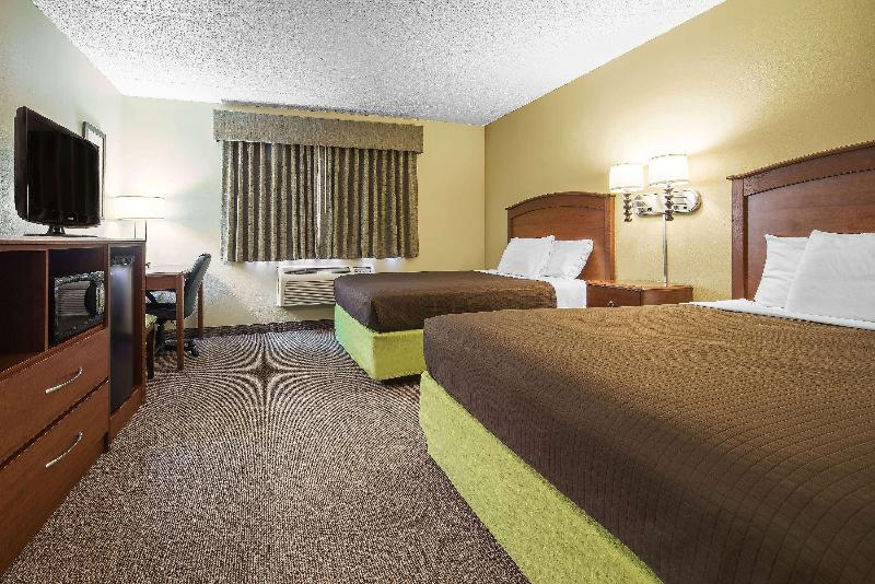 Hotel AmericInn by Wyndham Sioux Falls