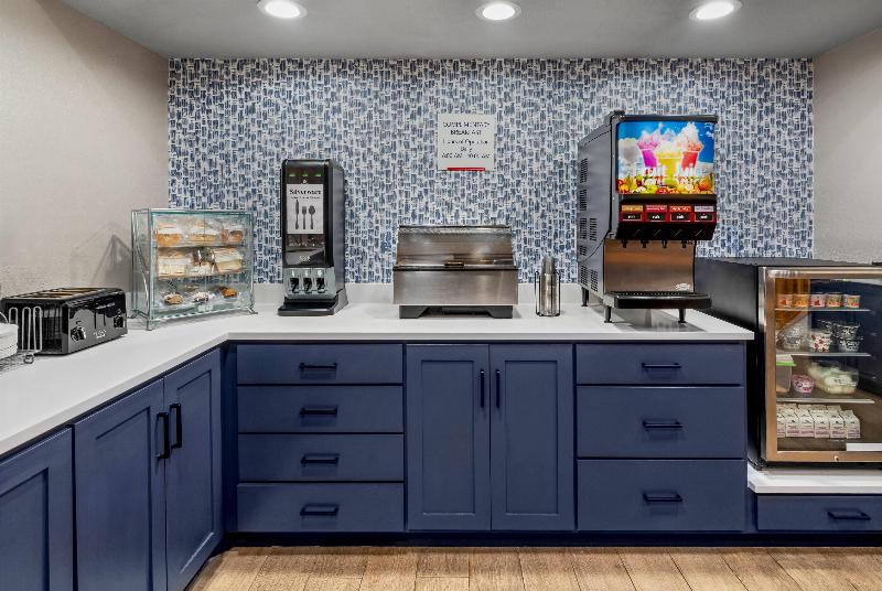 Americinn By Wyndham Dickinson image