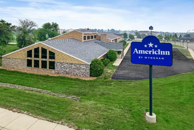 Americinn By Wyndham Dickinson image