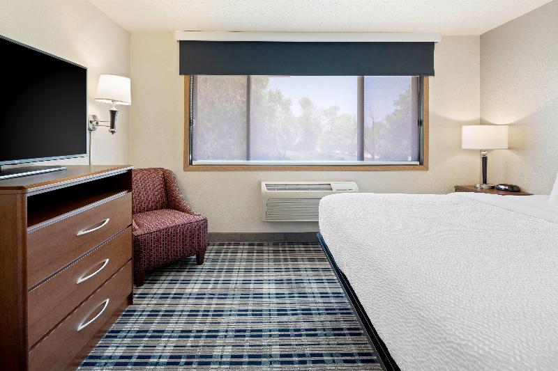 Americinn By Wyndham Dickinson image