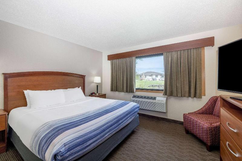 Americinn By Wyndham Dickinson image