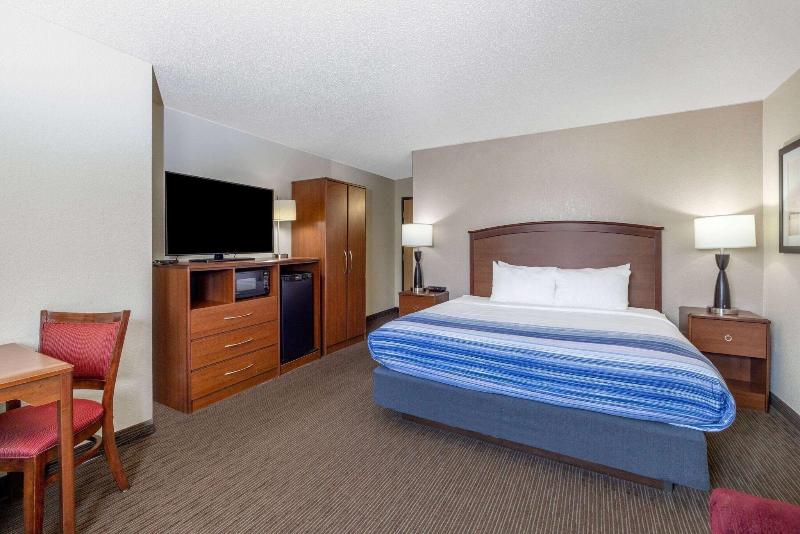 Americinn By Wyndham Dickinson image