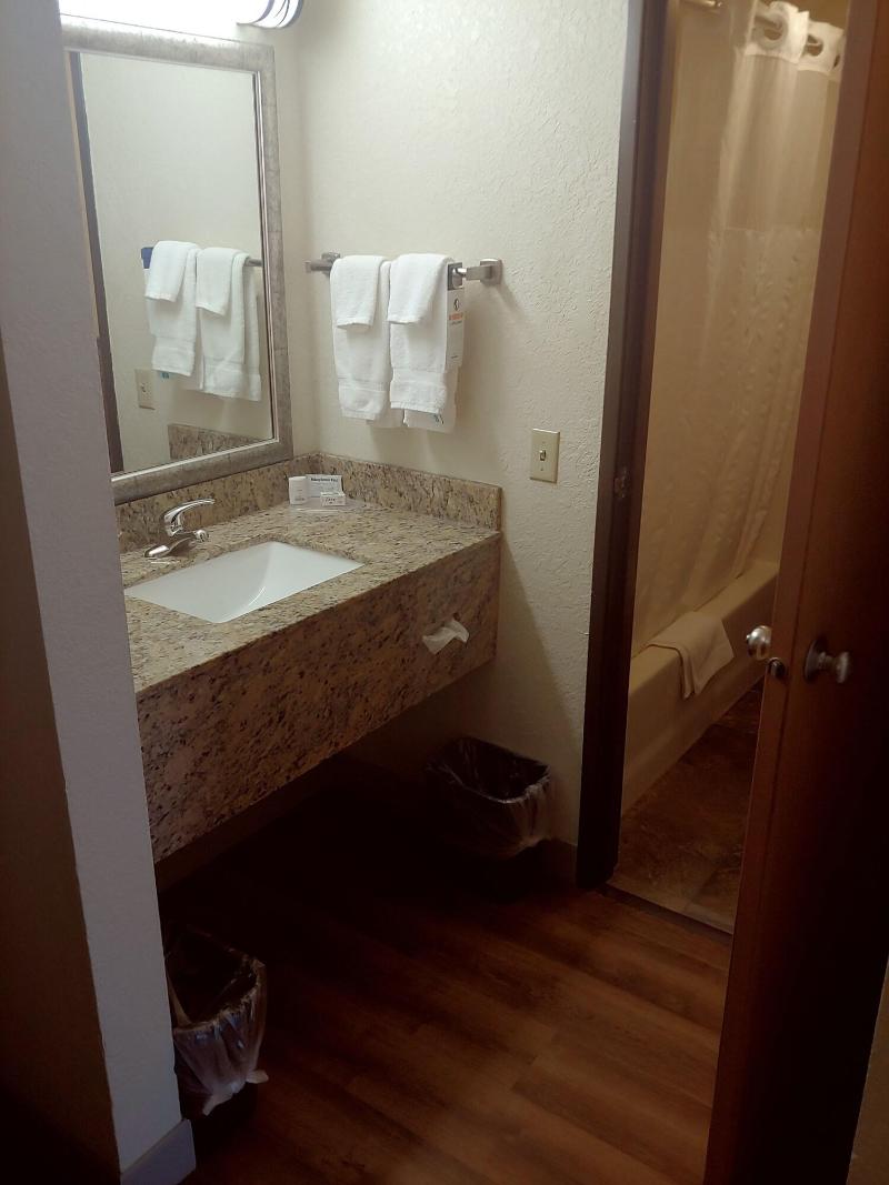 Americinn By Wyndham Dickinson image