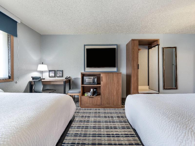 AmericInn by Wyndham Dickinson image