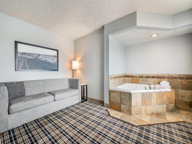 AmericInn by Wyndham Dickinson image