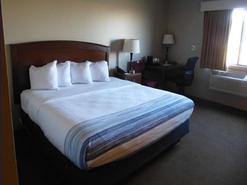 AmericInn by Wyndham Mitchell image