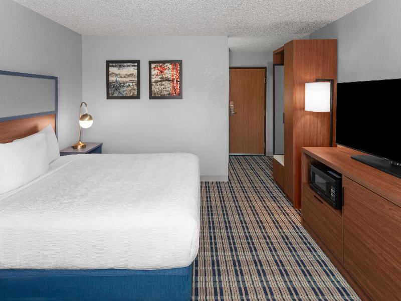 AmericInn by Wyndham Plymouth image