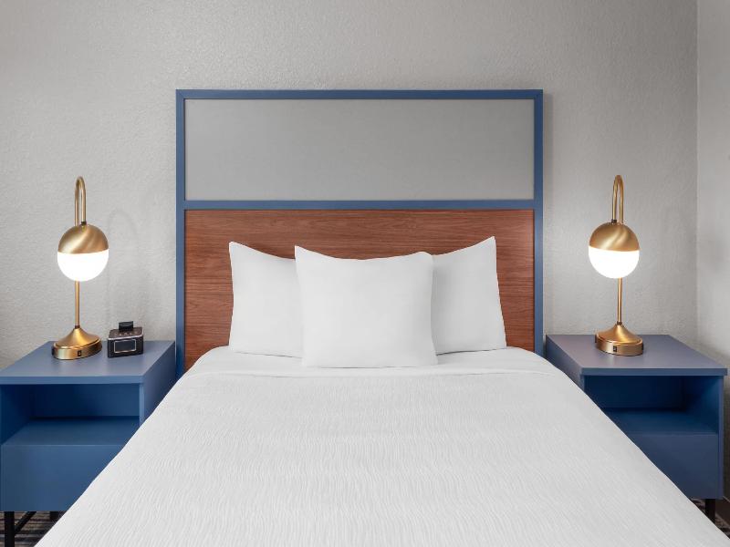 AmericInn by Wyndham Plymouth image