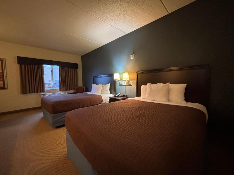 AmericInn by Wyndham Monmouth image
