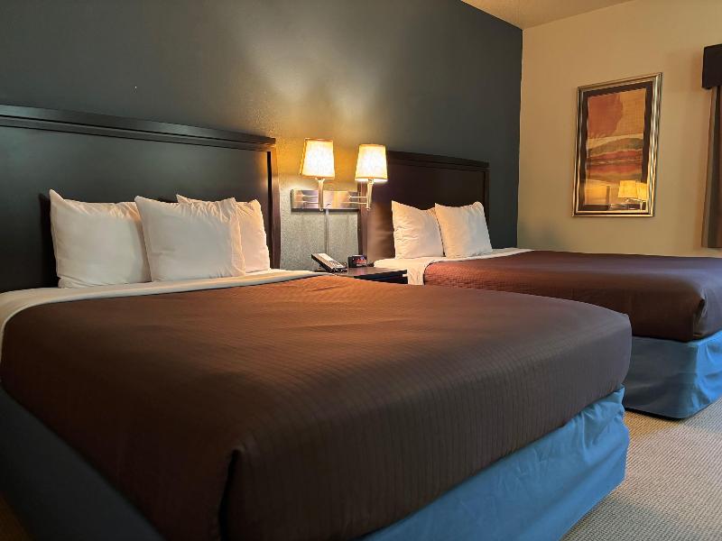 AmericInn by Wyndham Monmouth image