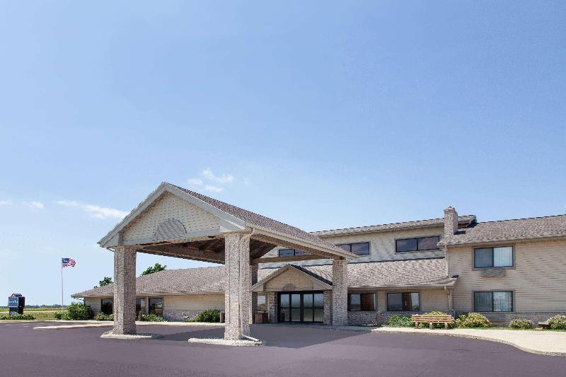Americinn By Wyndham Webster City image