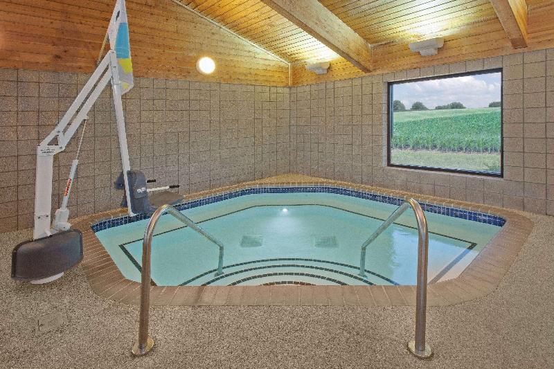 Americinn By Wyndham Webster City image