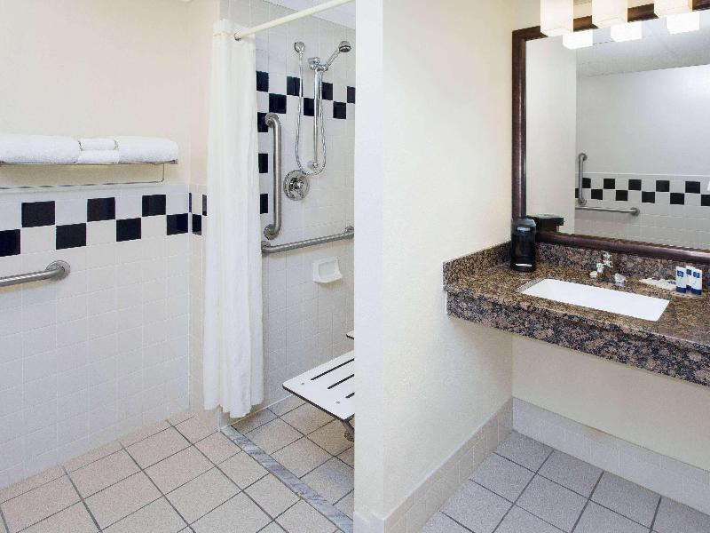 Americinn By Wyndham Webster City image