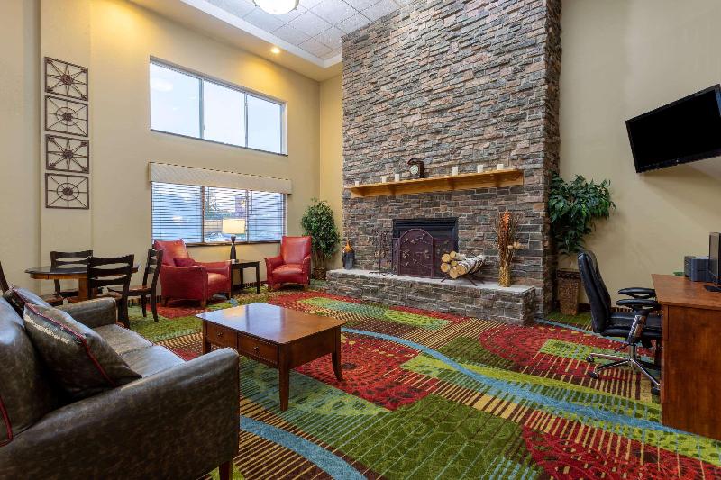 AmericInn by Wyndham Wausau image