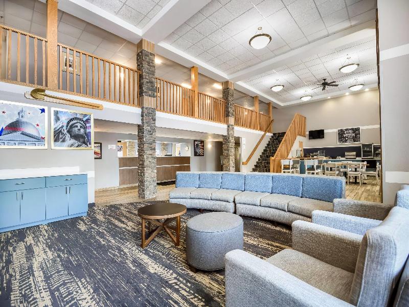 AmericInn by Wyndham Wausau image