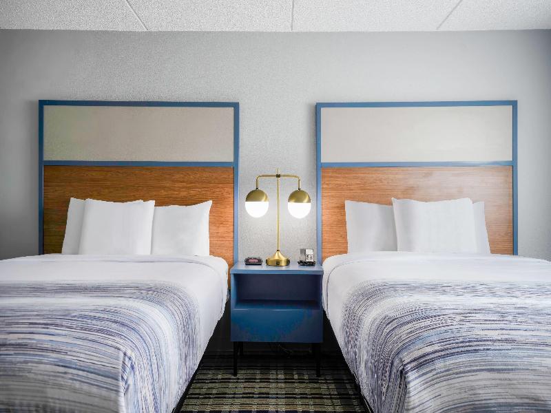 AmericInn by Wyndham Wausau image