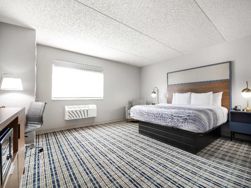 AmericInn by Wyndham Wausau image